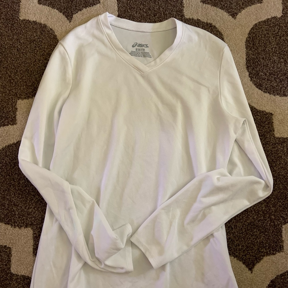 LS ASICS running top